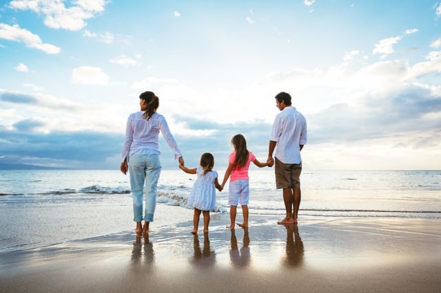 Family_on_Beach